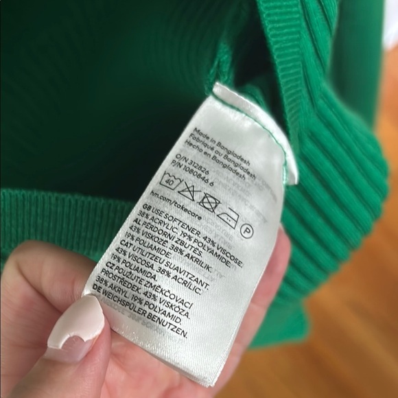 H&M Green Ribbed Crop Top - Picture 3 of 4